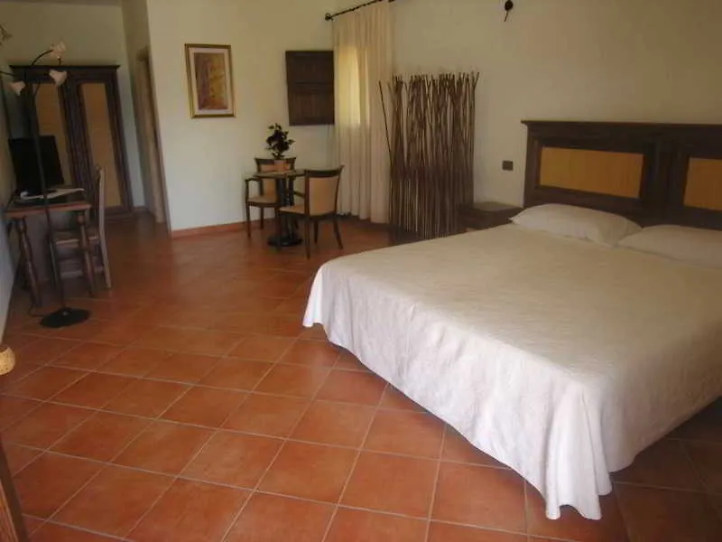 Hotel Ristorante Funtana Abbas Luras