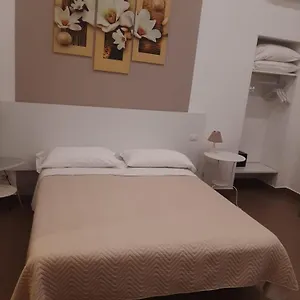 La Baia Di Partenope 2*, Napels Italië